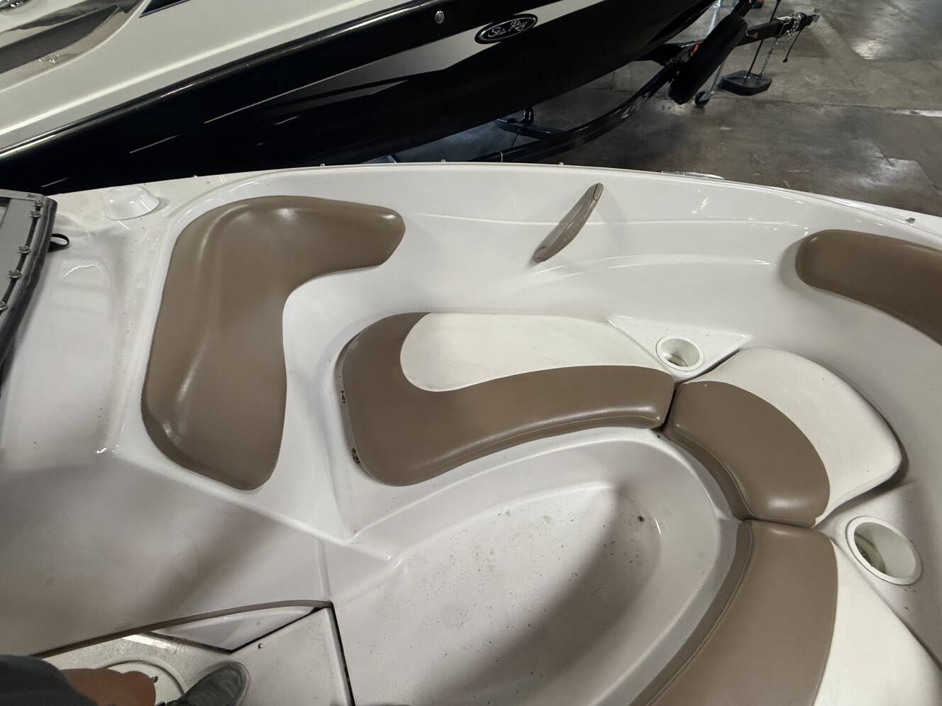 A photo of this 2007 Four Winns 180 HORIZON