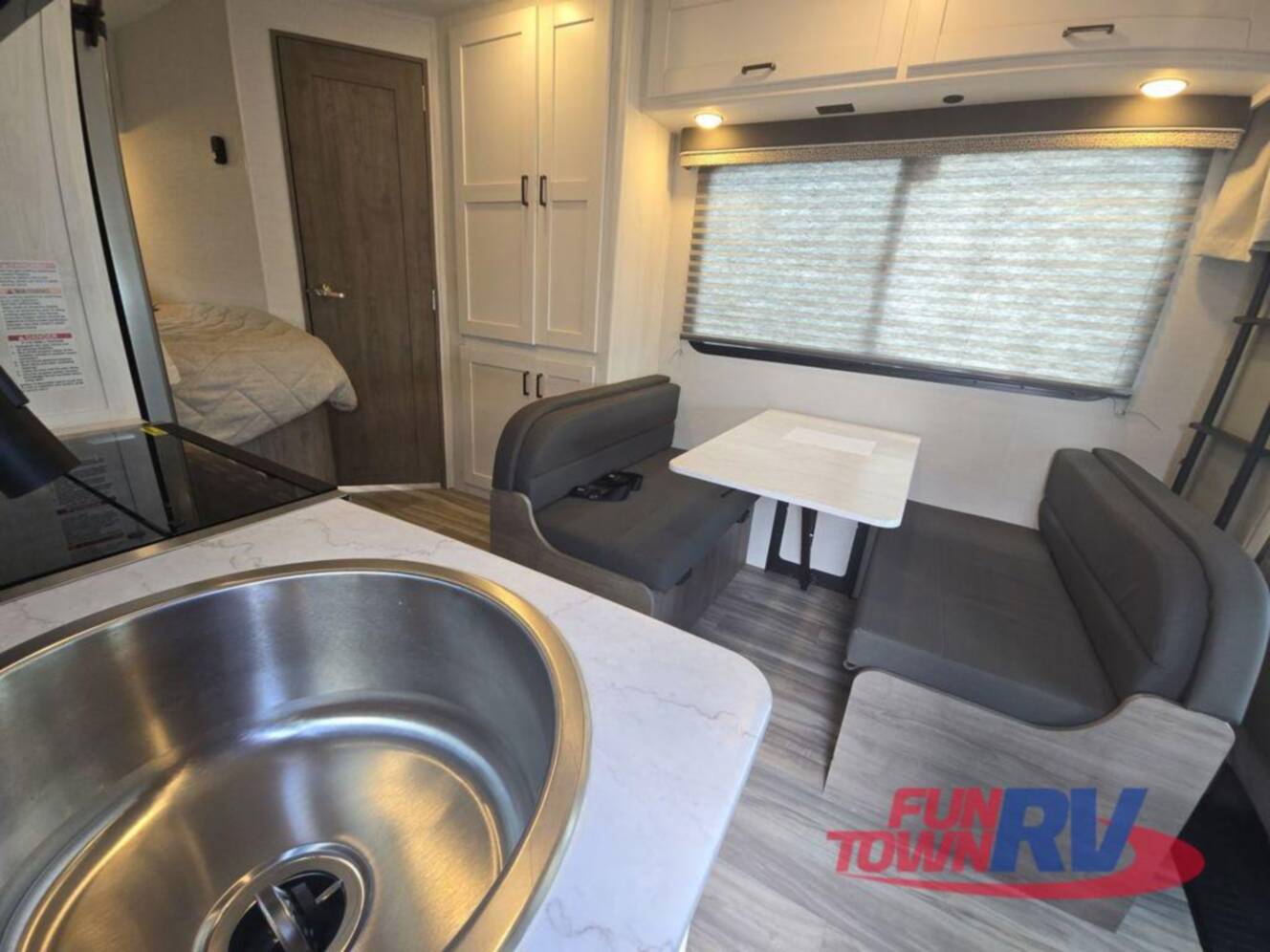 A photo of this 2025 Gulf Stream Rv Yellowstone Y6237LE