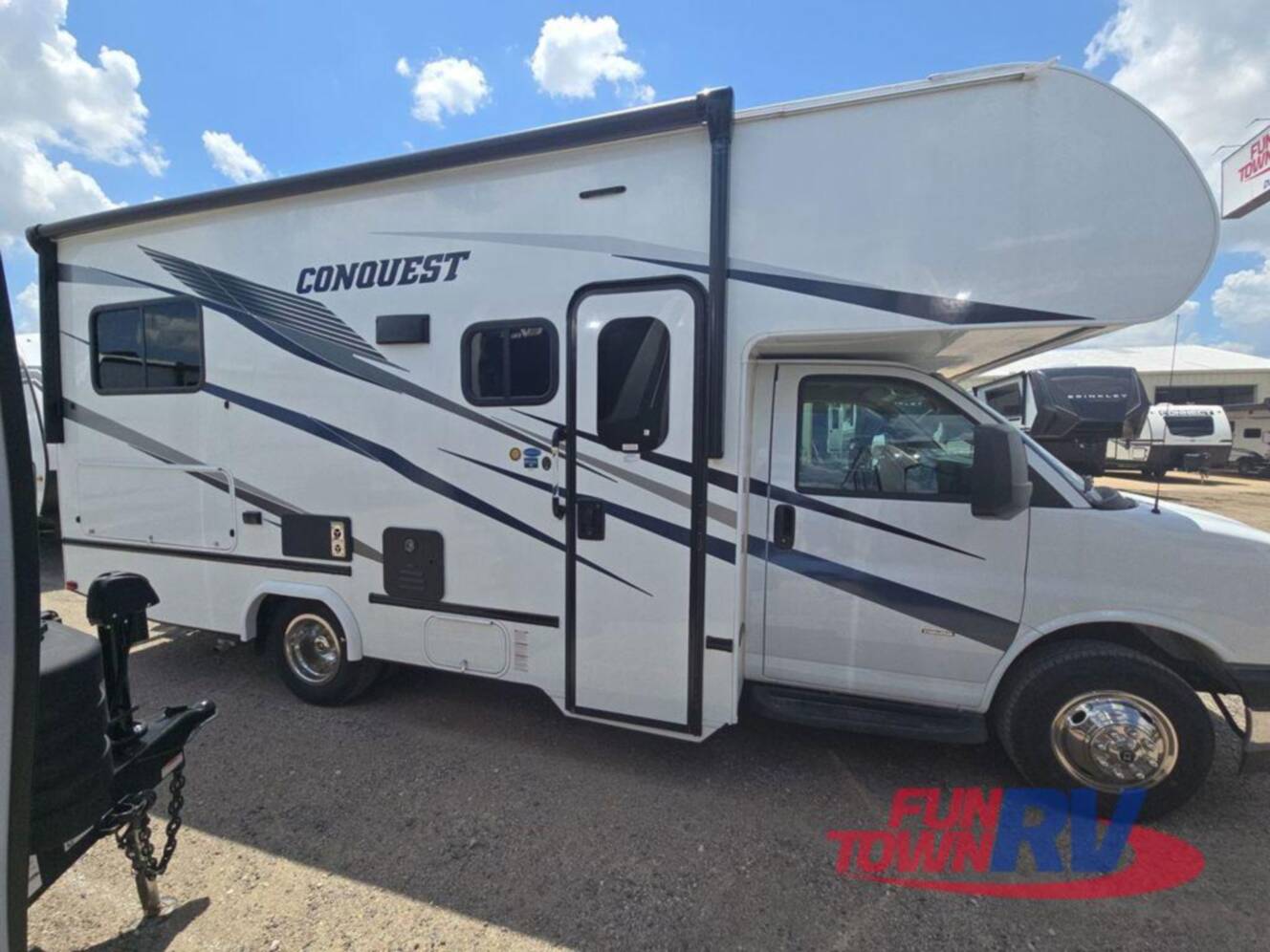 A photo of this 2025 Gulf Stream Rv Yellowstone Y6237LE