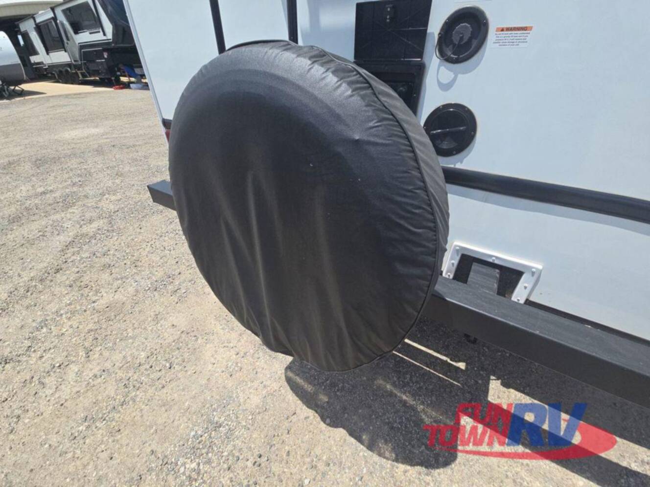 A photo of this 2025 Gulf Stream Rv Yellowstone Y6237LE