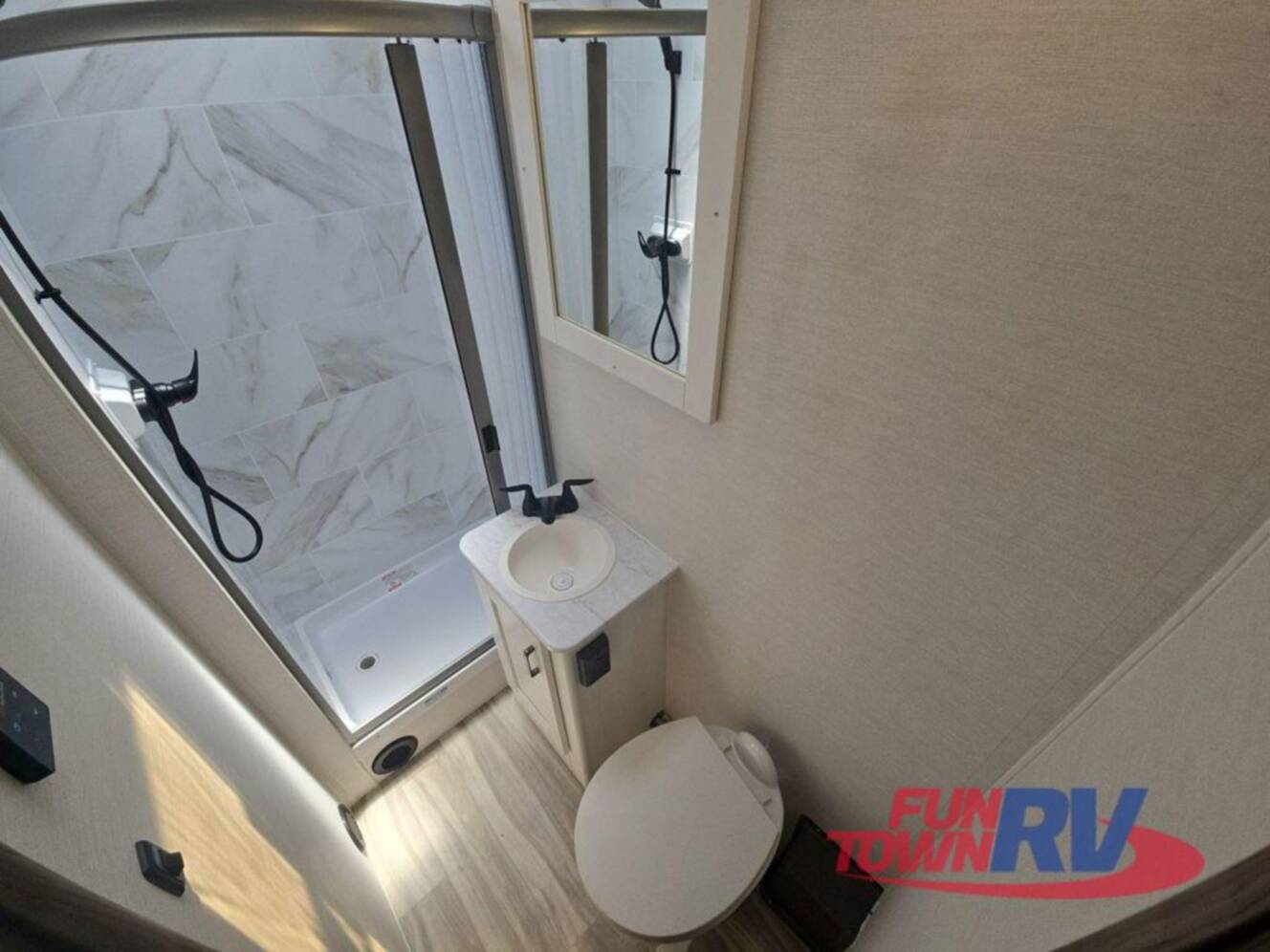 A photo of this 2025 Gulf Stream Rv Yellowstone Y6237LE
