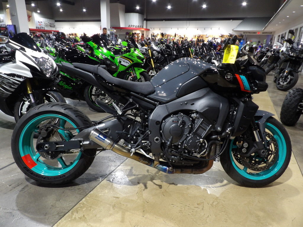 2023 Yamaha MT-10 10 in Sanford, FL