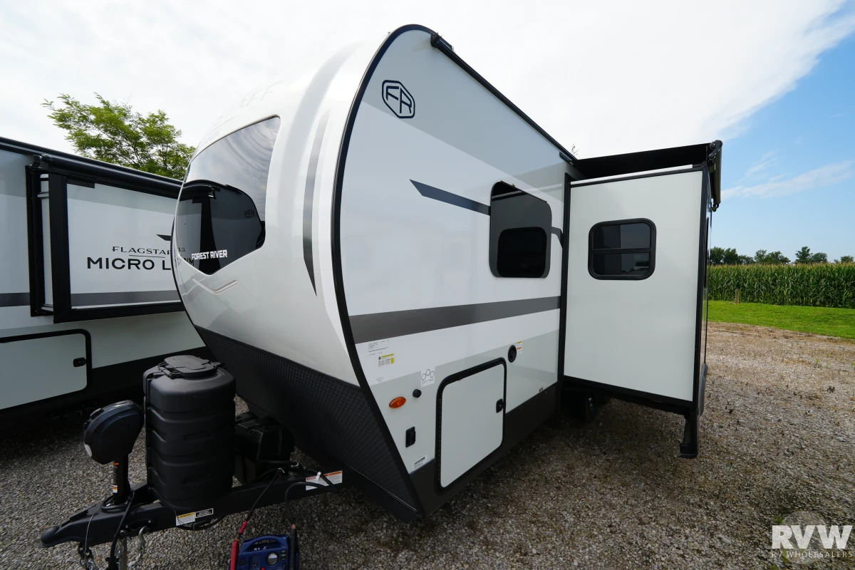 2026 Forest River Flagstaff Micro Lite 22FBS in lakeview OH