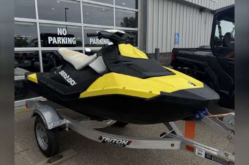 2015 Sea-Doo Spark 3up IBR ROTAX® 900 HO ACE Convenience Package 2-UP ROTAX 900 ACE in rochester MN
