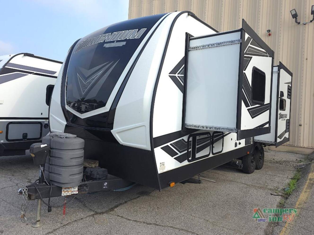 A photo of this 2020 Grand Design Momentum 25G