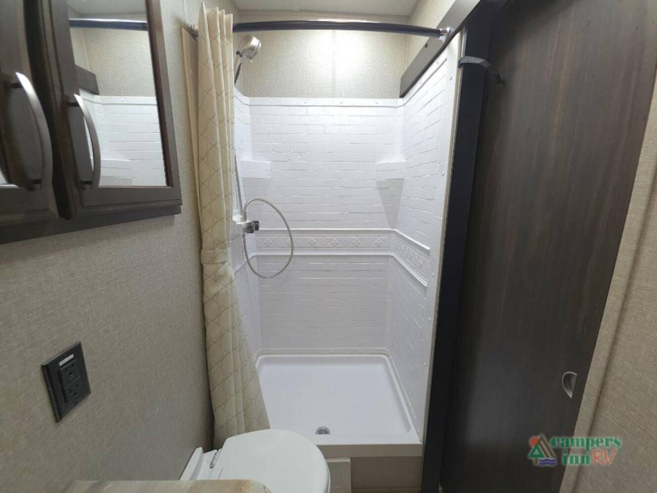 A photo of this 2020 Grand Design Momentum 25G