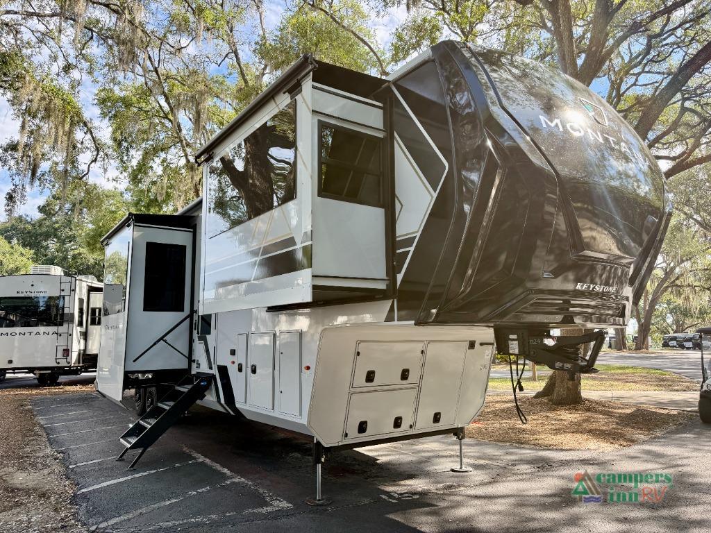 2027 Keystone Rv Montana 3800FL in seffner FL