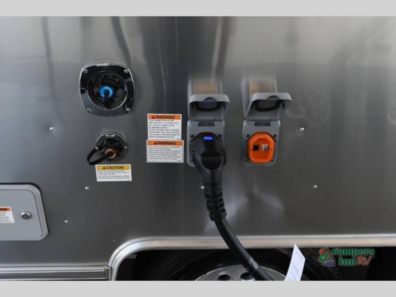 A photo of this 2027 Airstream Globetrotter 27FB