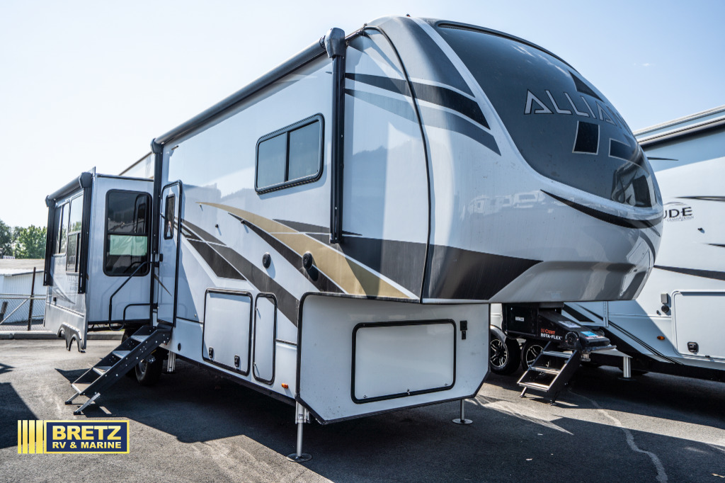 2022 Alliance Rv Paradigm 310RL in pasco WA