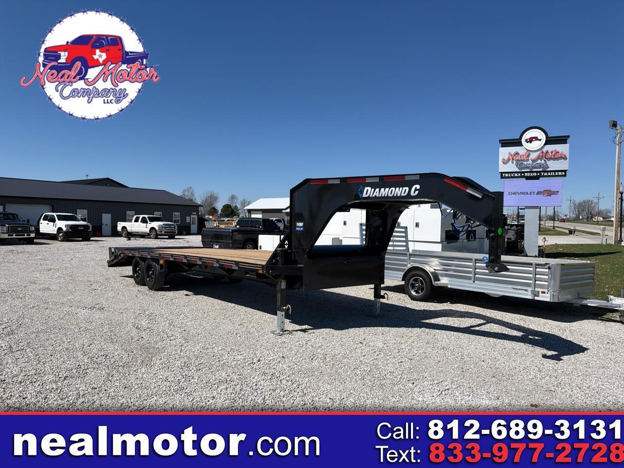 2026 Diamond C Trailers FMAX207 in Osgood, IN