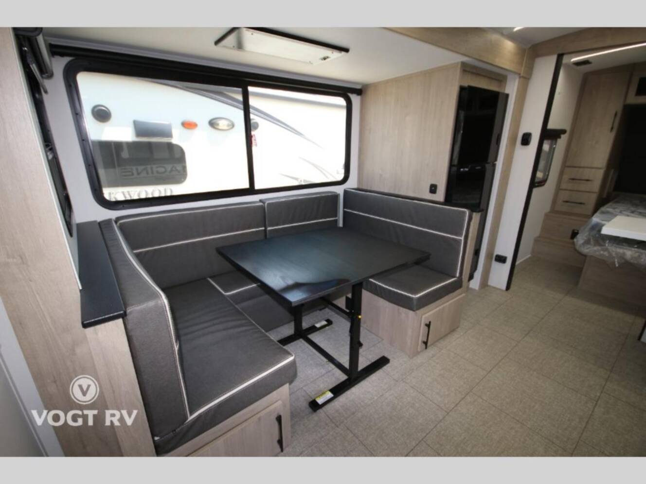 A photo of this 2025 Grand Design Imagine 2470BH