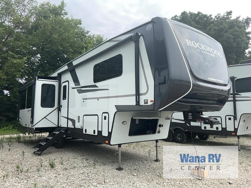 2027 Forest River Rv Rockwood Signature R371RK in shipshewana IN