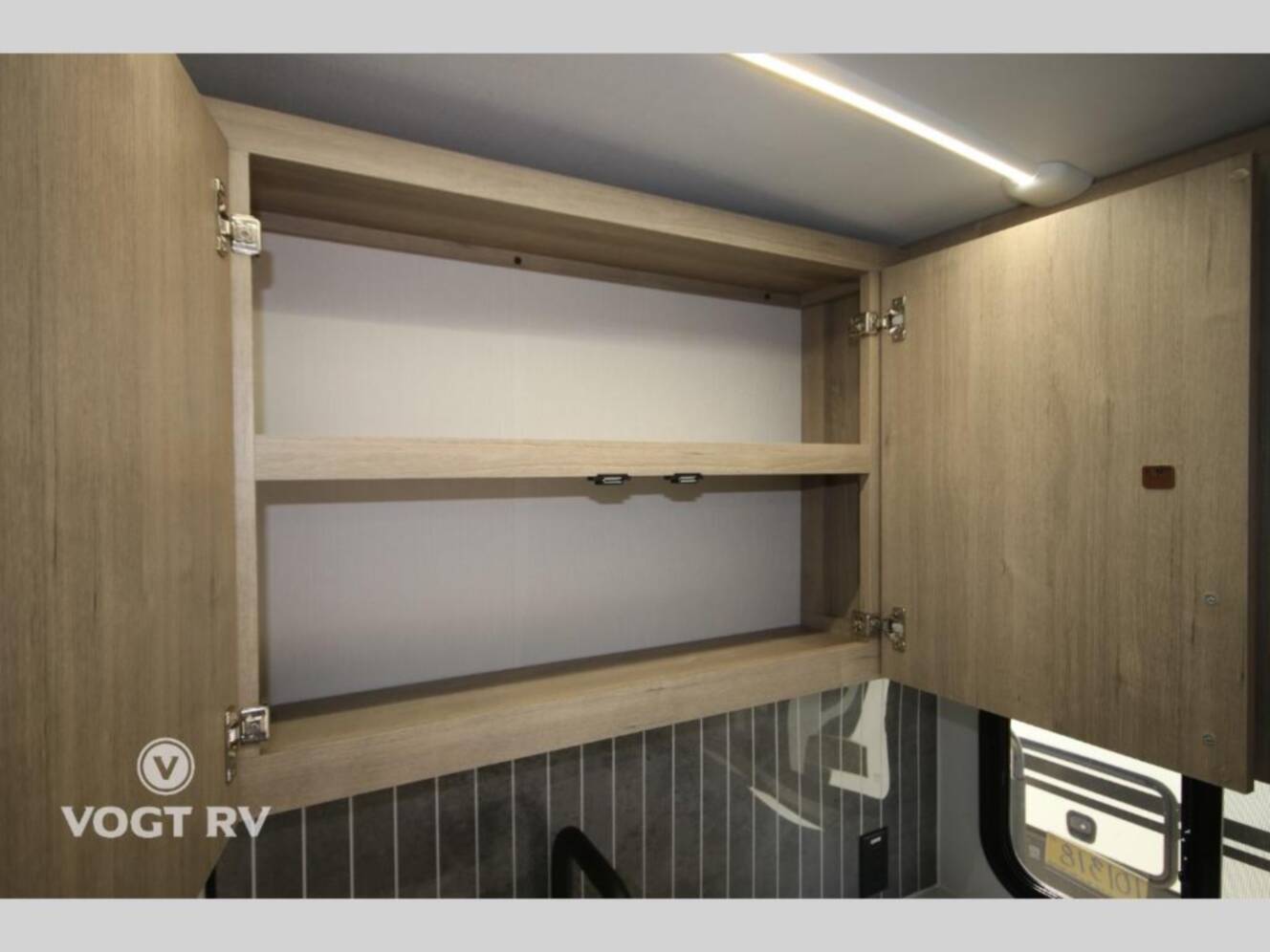 A photo of this 2025 Grand Design Imagine 2470BH
