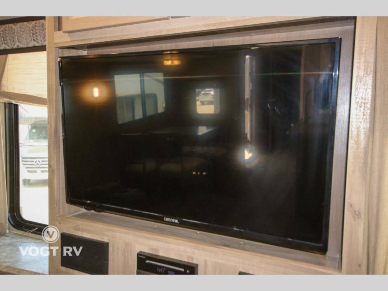 A photo of this 2021 Coachmen Rv Catalina 333RETS