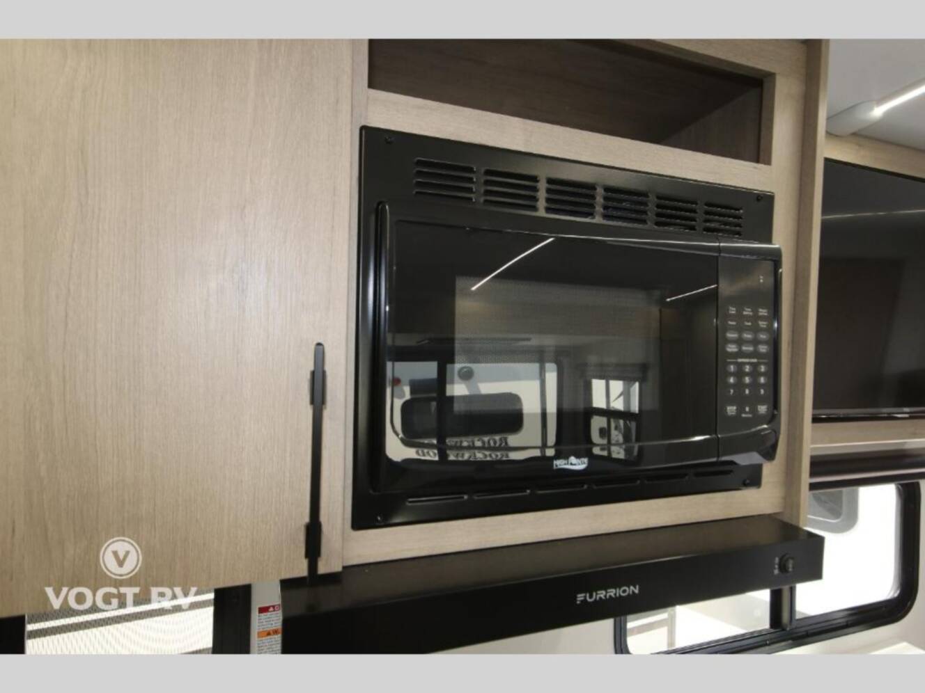 A photo of this 2025 Grand Design Imagine 2470BH