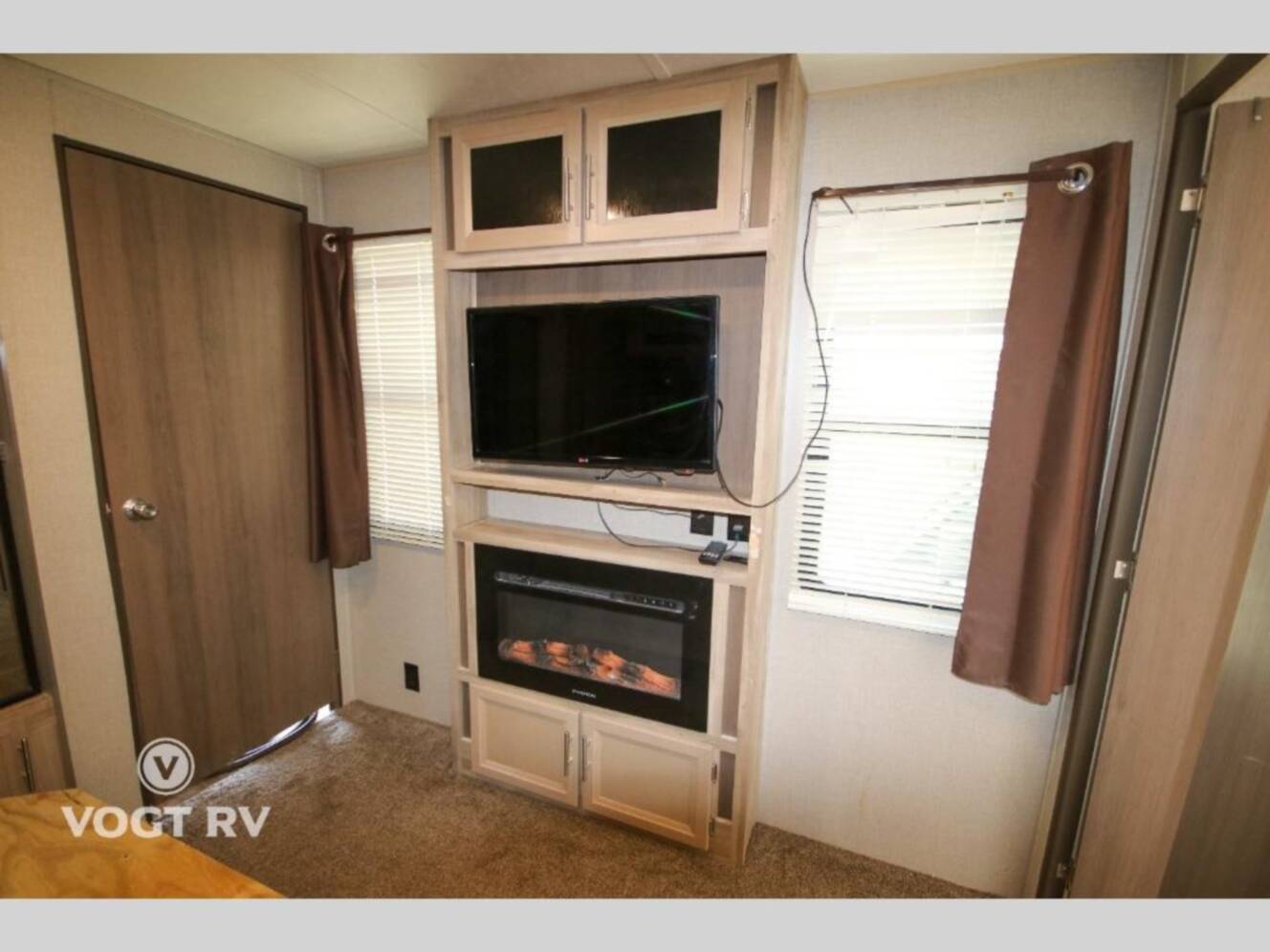 A photo of this 2021 Coachmen Rv Catalina 333RETS
