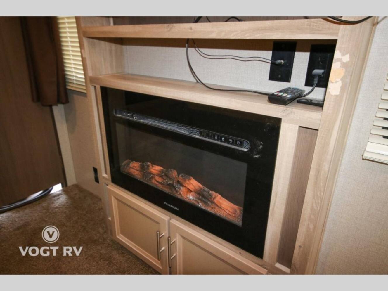 A photo of this 2021 Coachmen Rv Catalina 333RETS