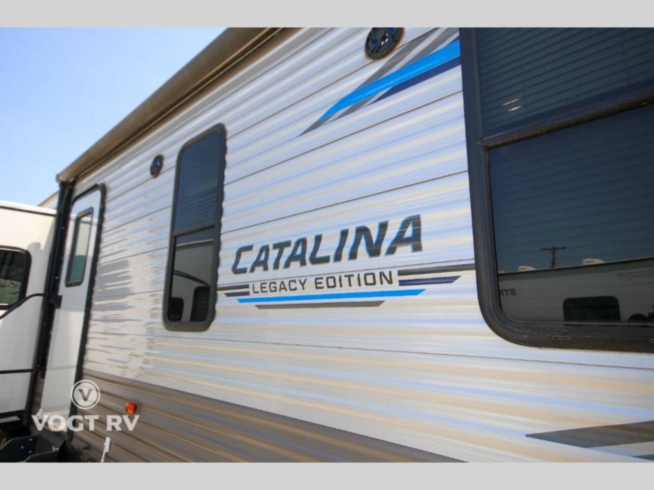 A photo of this 2021 Coachmen Rv Catalina 333RETS