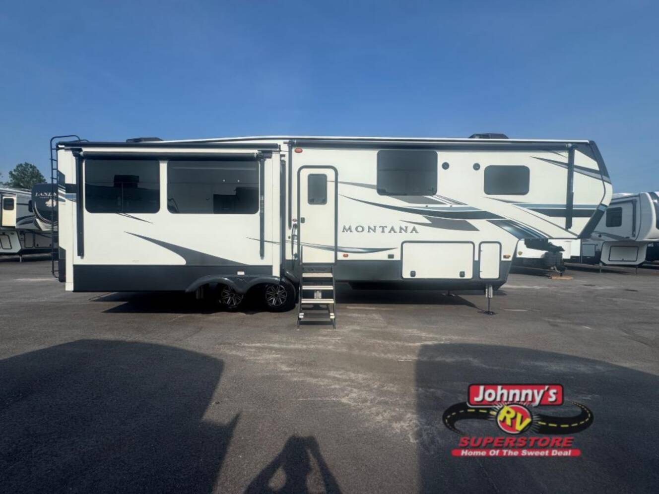 A photo of this 2021 Keystone Rv Montana 3231CK