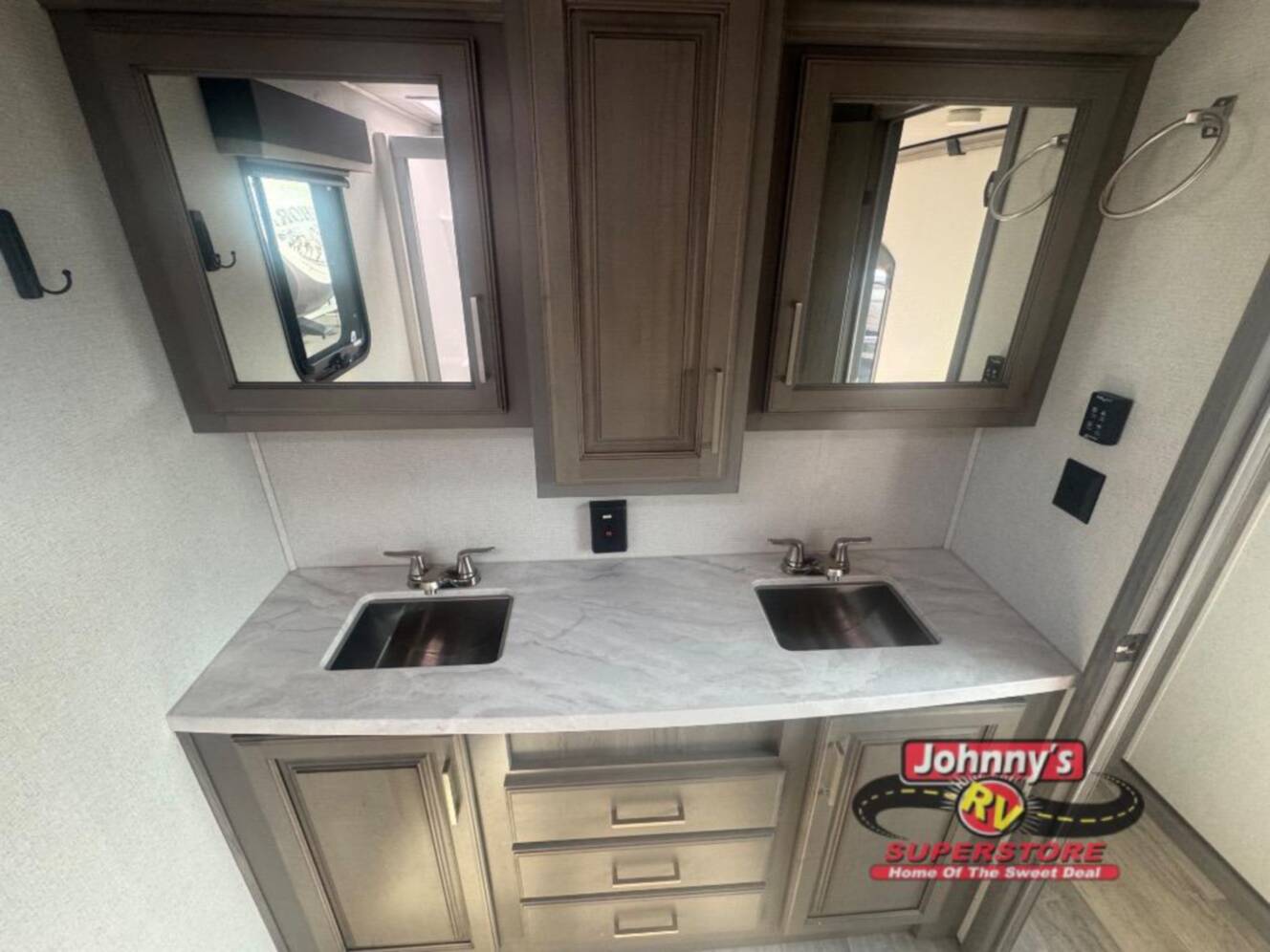 A photo of this 2021 Keystone Rv Montana 3231CK