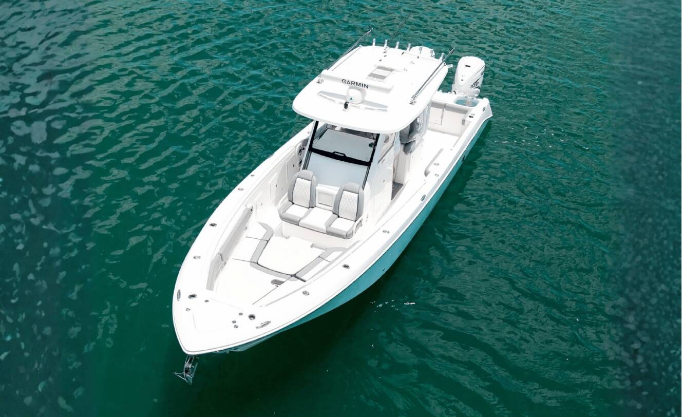 A photo of this 2024 Everglades 365 Center Console