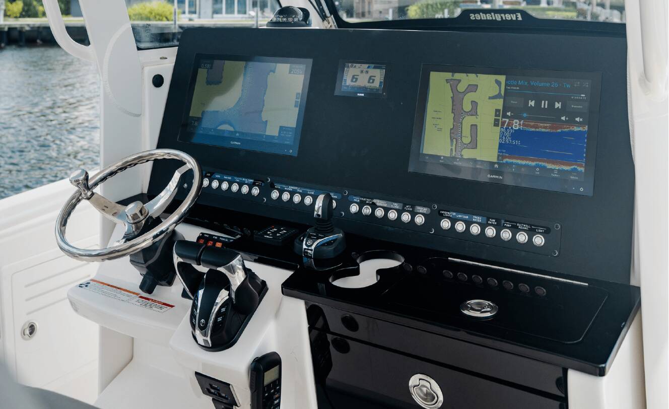 A photo of this 2024 Everglades 365 Center Console