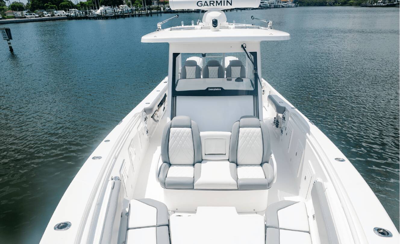 A photo of this 2024 Everglades 365 Center Console