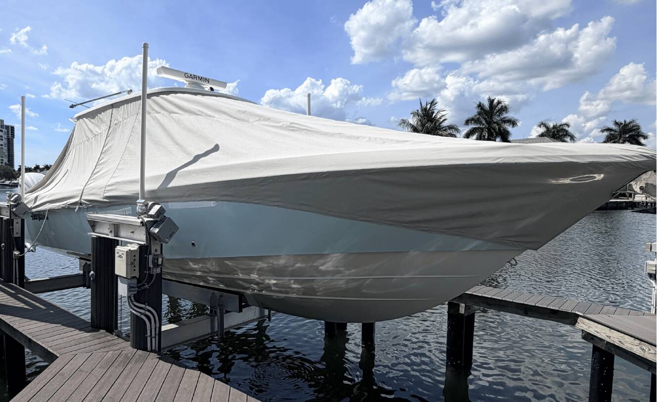 A photo of this 2024 Everglades 365 Center Console