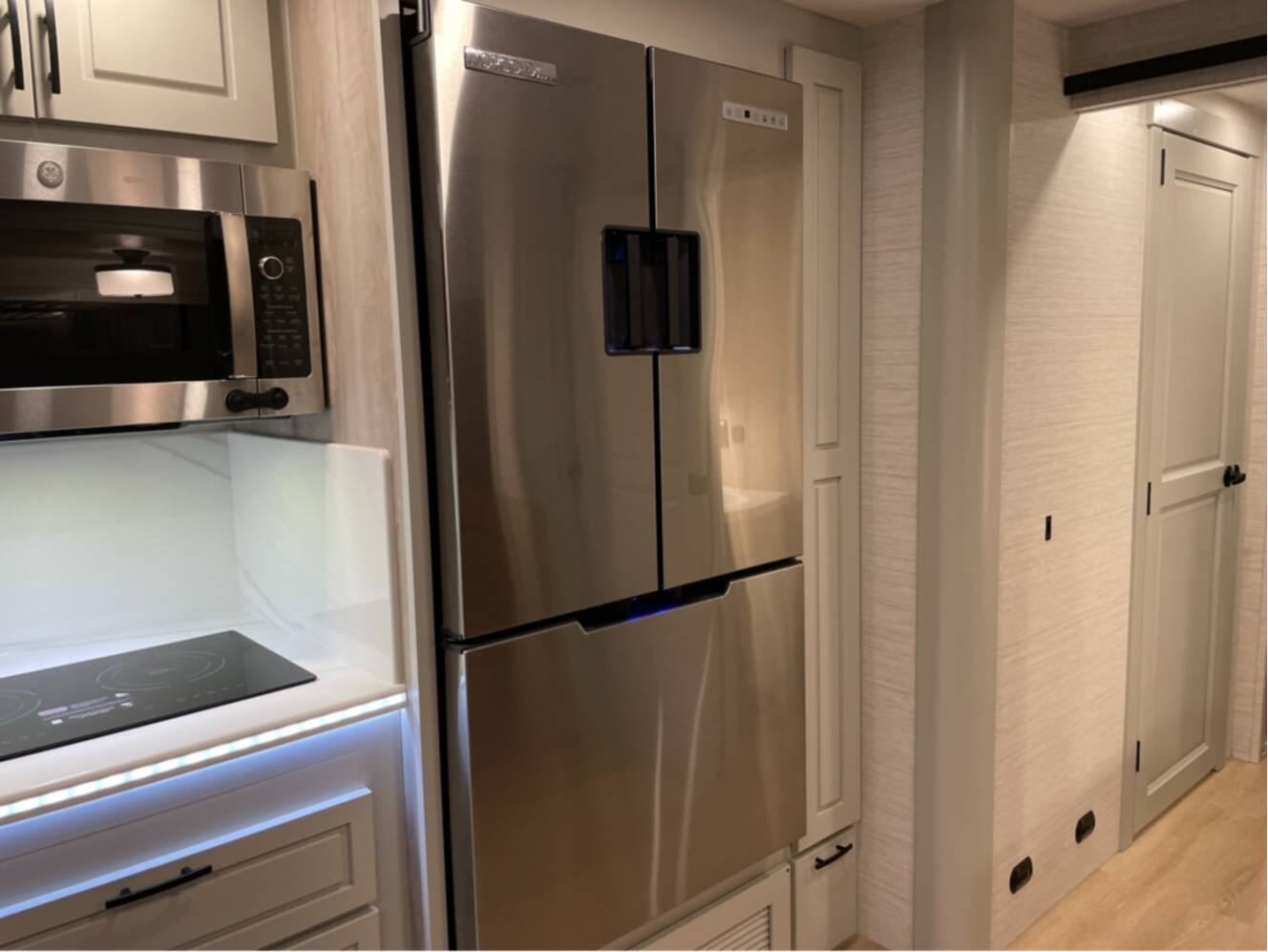 A photo of this 2027 Dynamax DX3 34KD