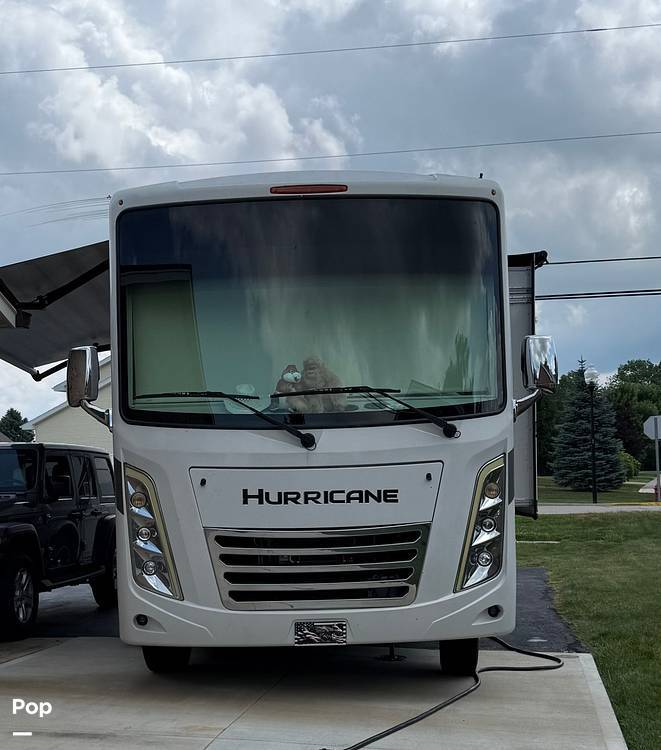 2023 Thor Motor Coach Hurricane 29M in wilmington OH