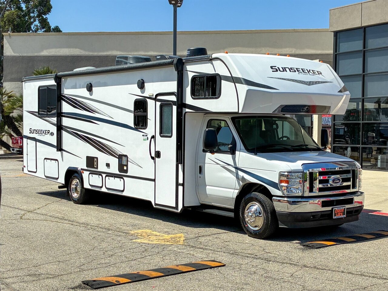 2024 Forest River Sunseeker 2850SLE RV