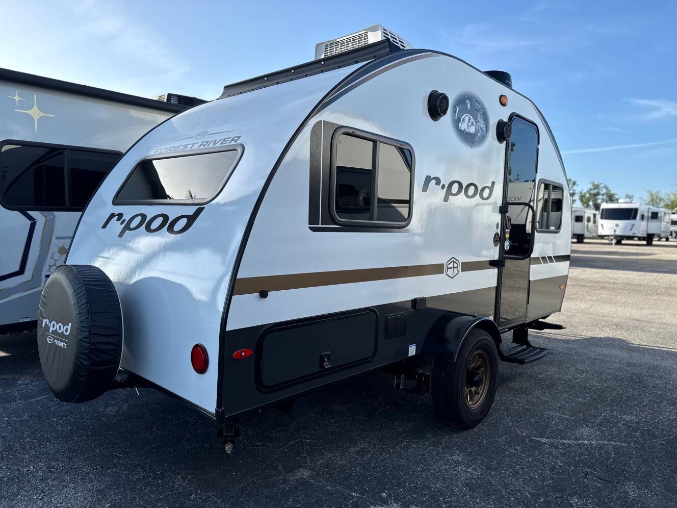 A photo of this 2026 Forest River R-Pod RP-171