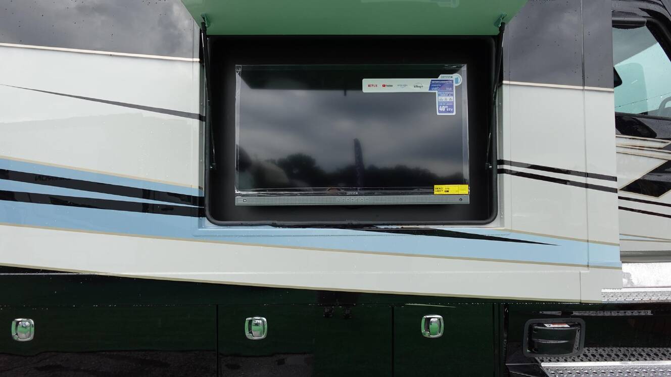 A photo of this 2027 Dynamax GRAND SPORT 45CB