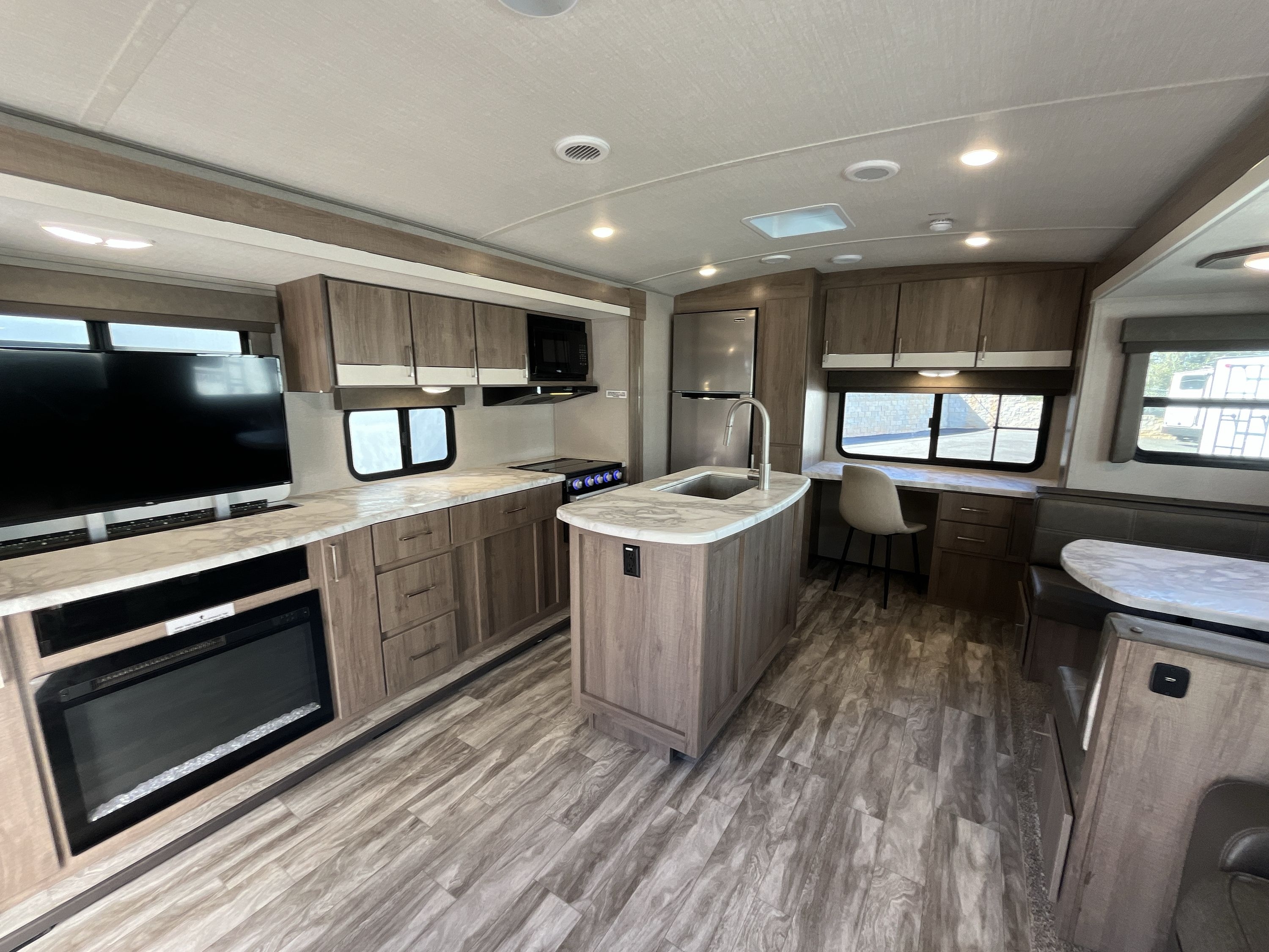 2023 Grand Design IMAGINE 2670MK in clermont FL