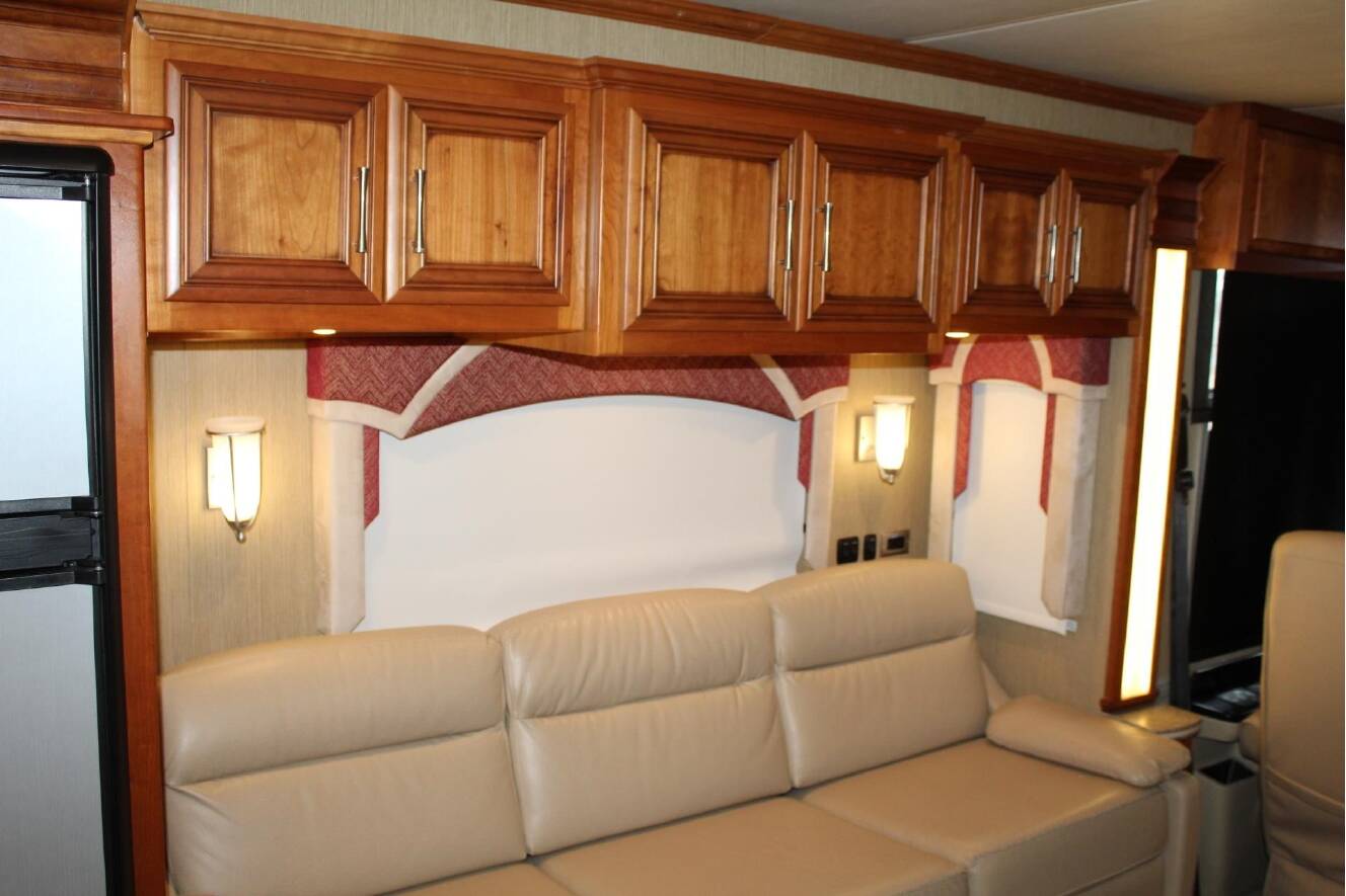 A photo of this 2016 Newmar VENTANA 3427