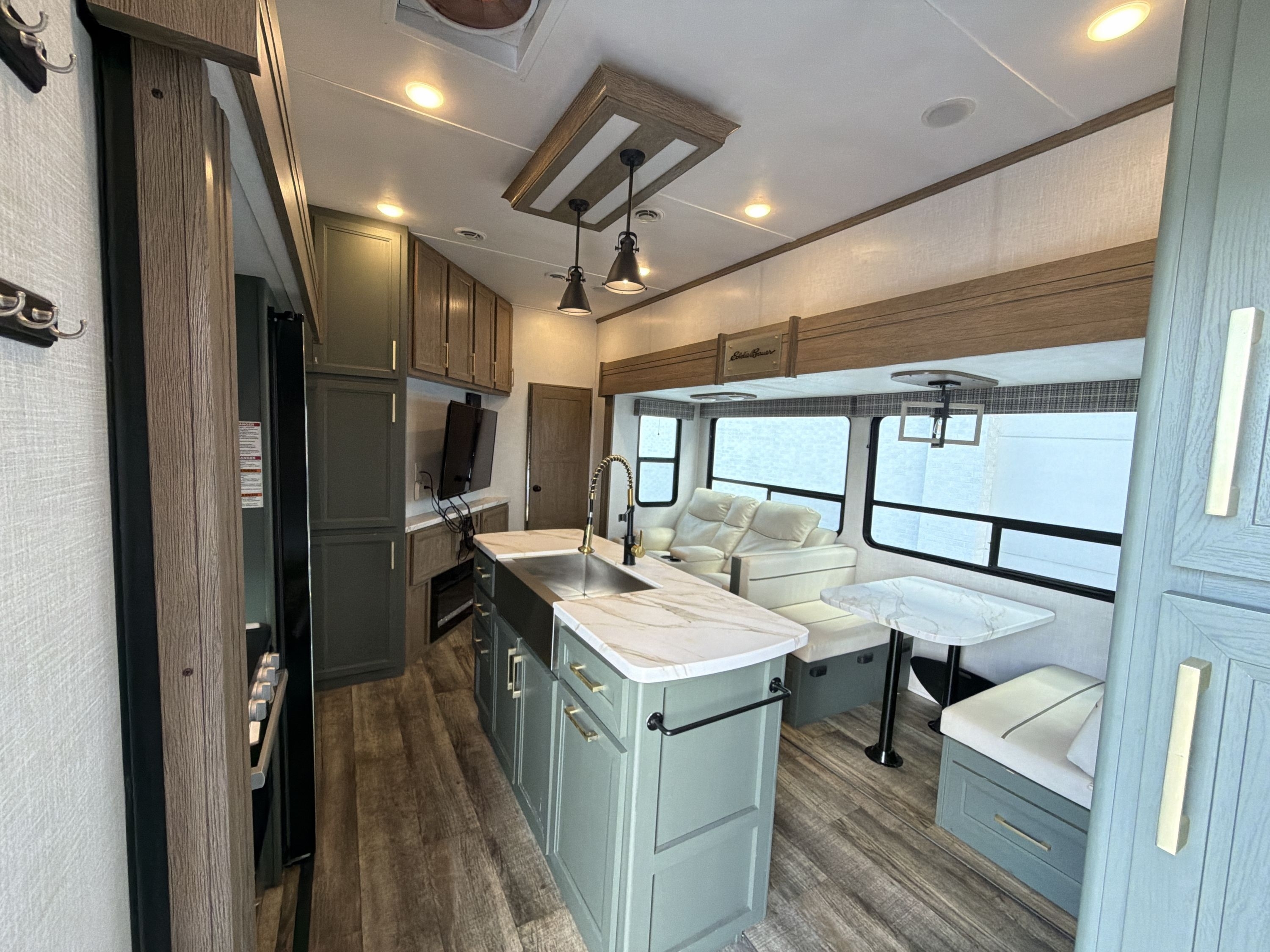 2024 Dutchmen EDDIE BAUER 360LF in north charleston SC
