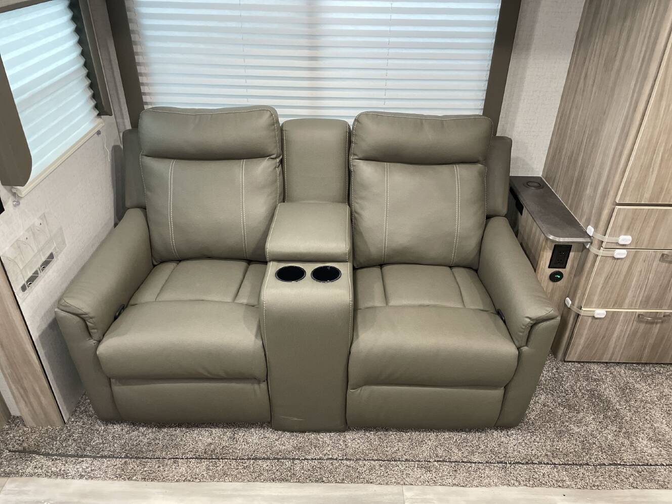 A photo of this 2022 Winnebago MINNIE 2529RG