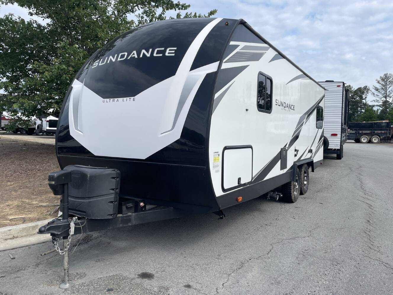 A photo of this 2023 Heartland SUNDANCE 21HB