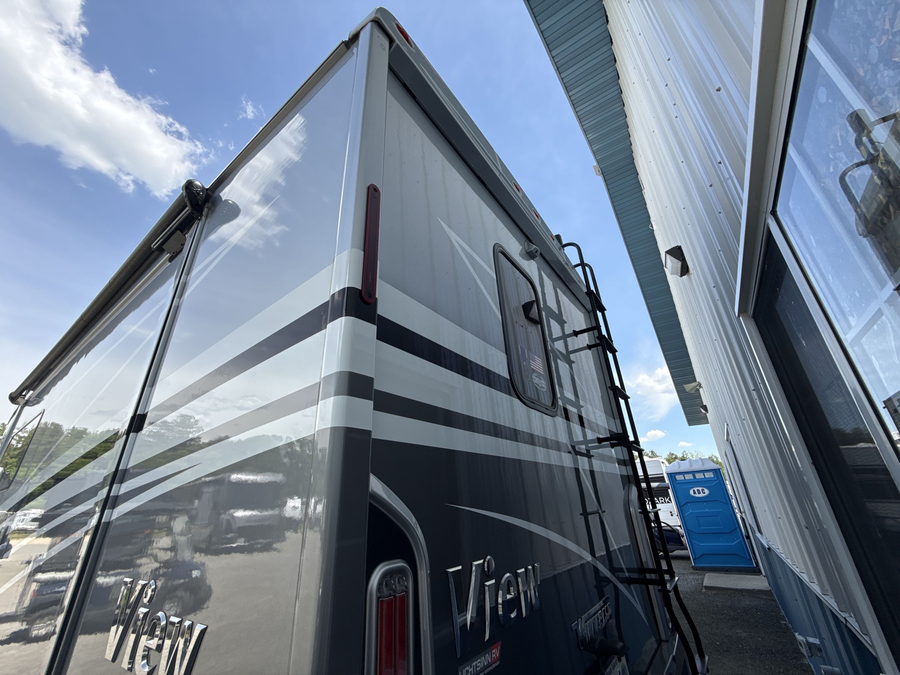 2023 Winnebago VIEW 24D in uxbridge MA