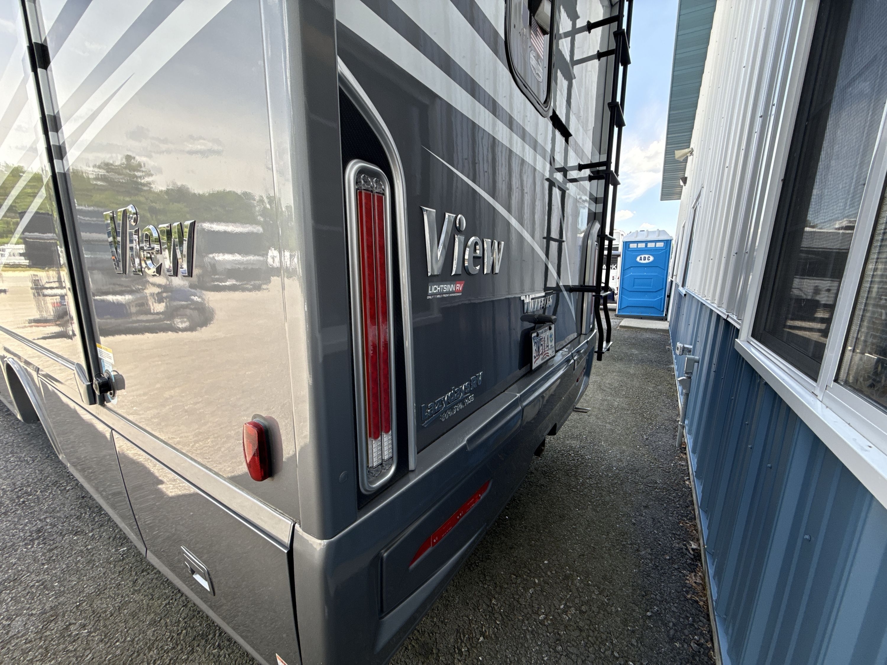 2023 Winnebago VIEW 24D in uxbridge MA