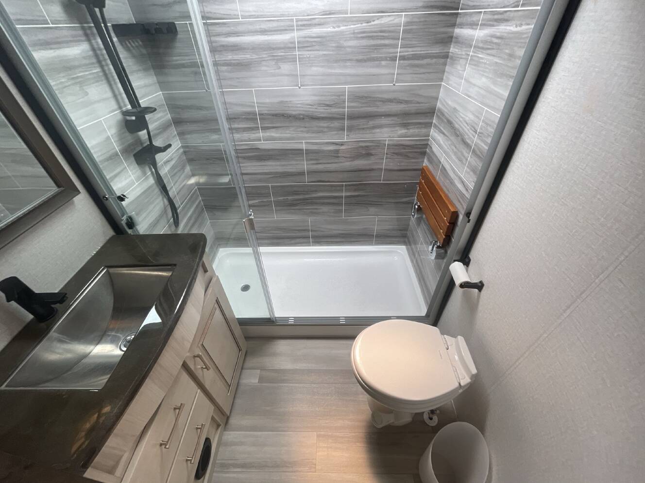 A photo of this 2021 Alliance PARADIGM 372RK
