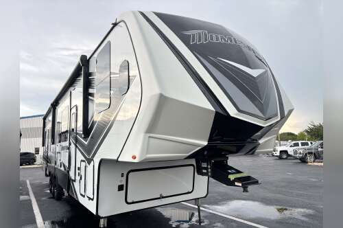2023 Grand Design MOMENTUM M CLASS 398M in fort myers FL