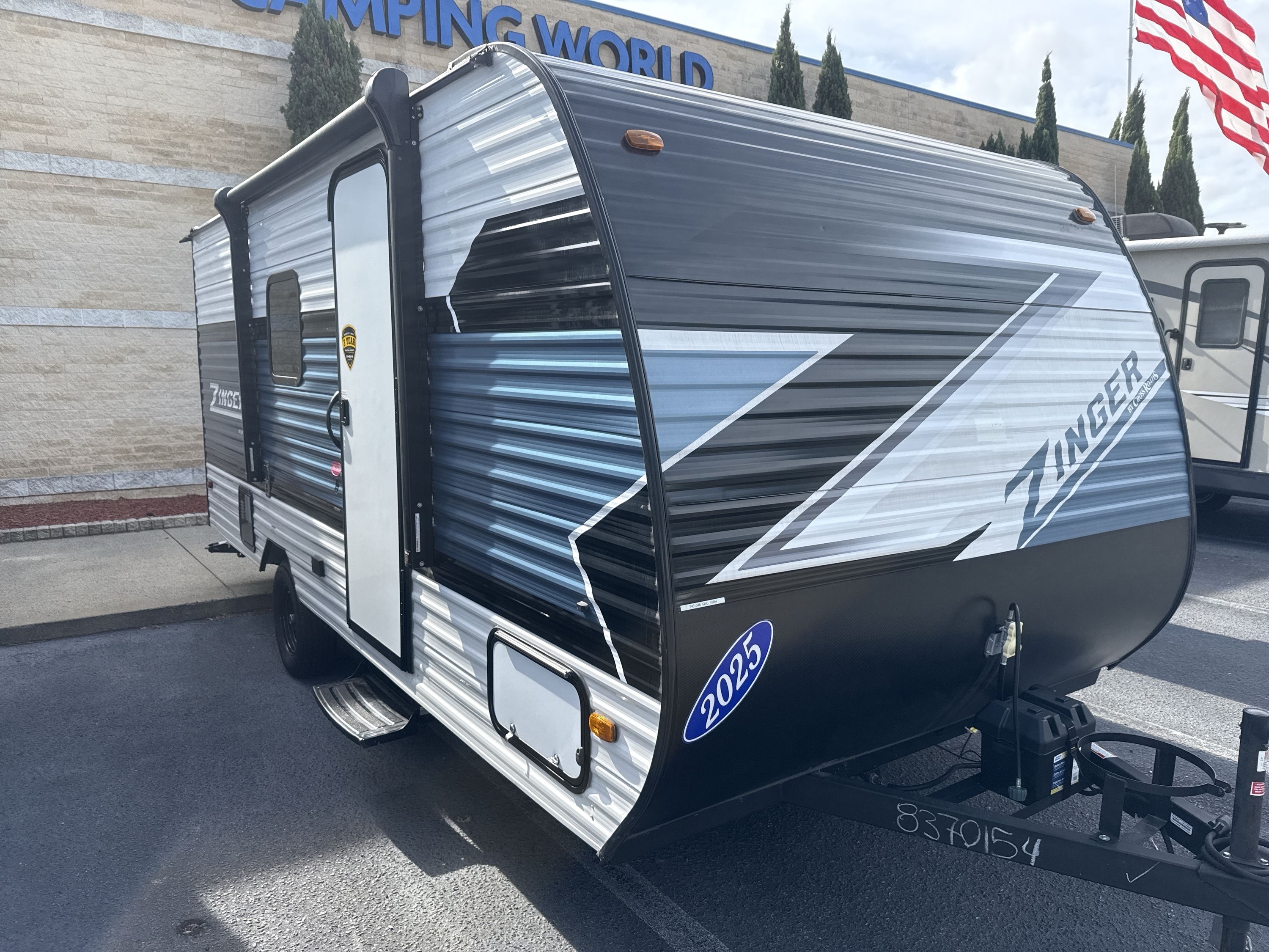 2025 Crossroads ZINGER 18BH ZR18BH in greenville NC