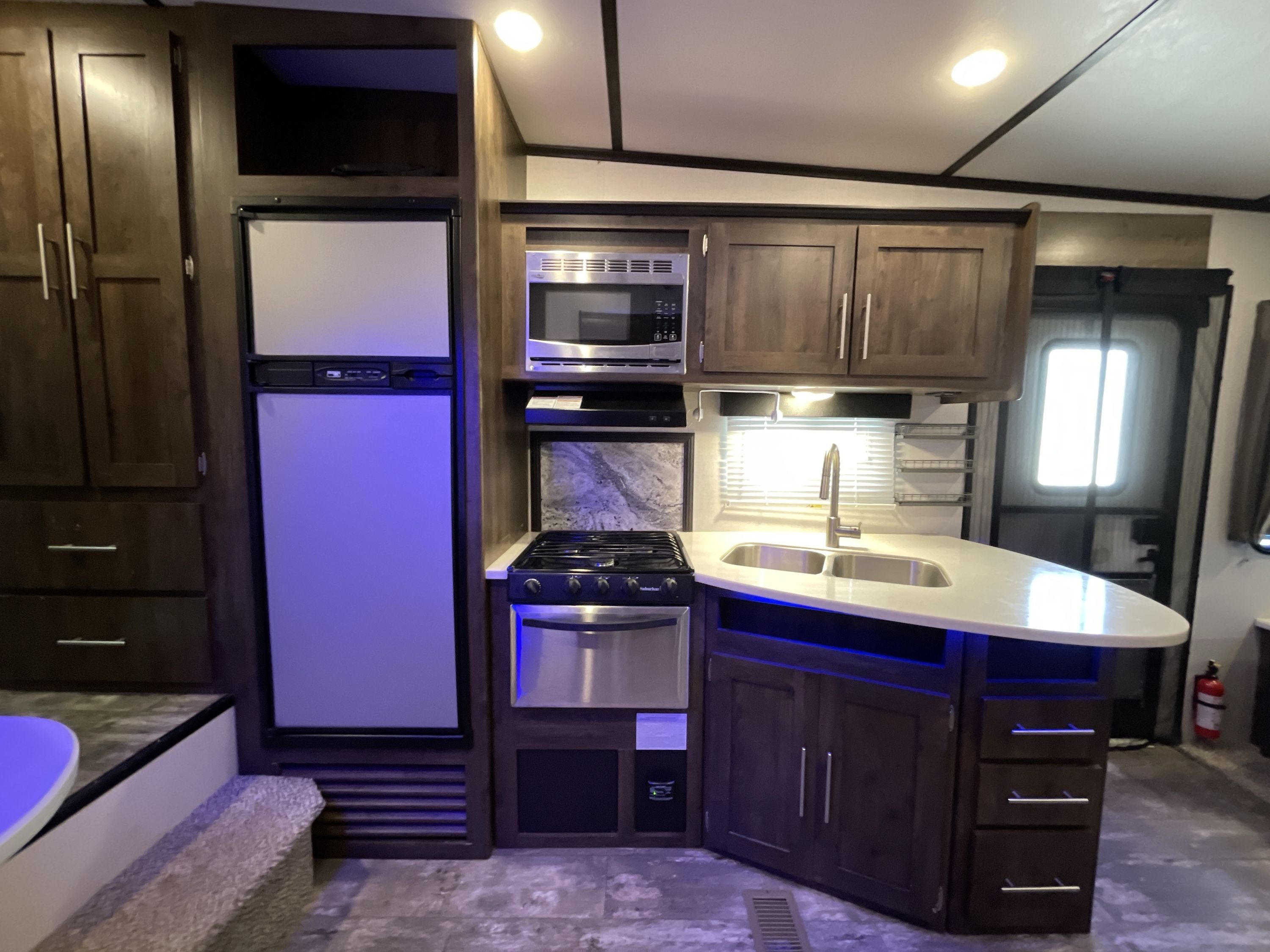2018 Crossroads VOLANTE 240RL VL240RL in deforest WI