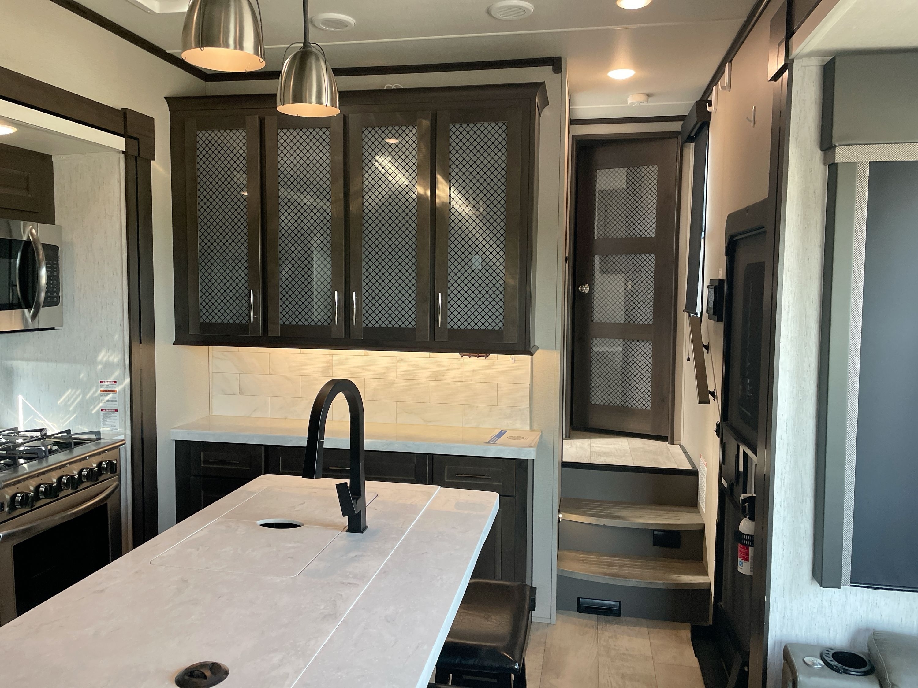 2021 Grand Design MOMENTUM 381M in wichita KS