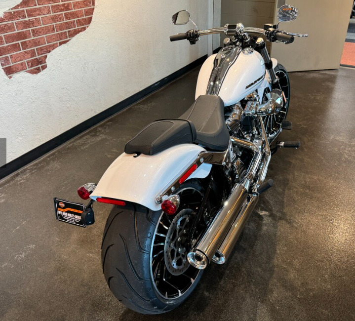 2024 Harley-Davidson BREAKOUT 117 FXBRS 117 FXBRS in Sturgeon Bay, WI