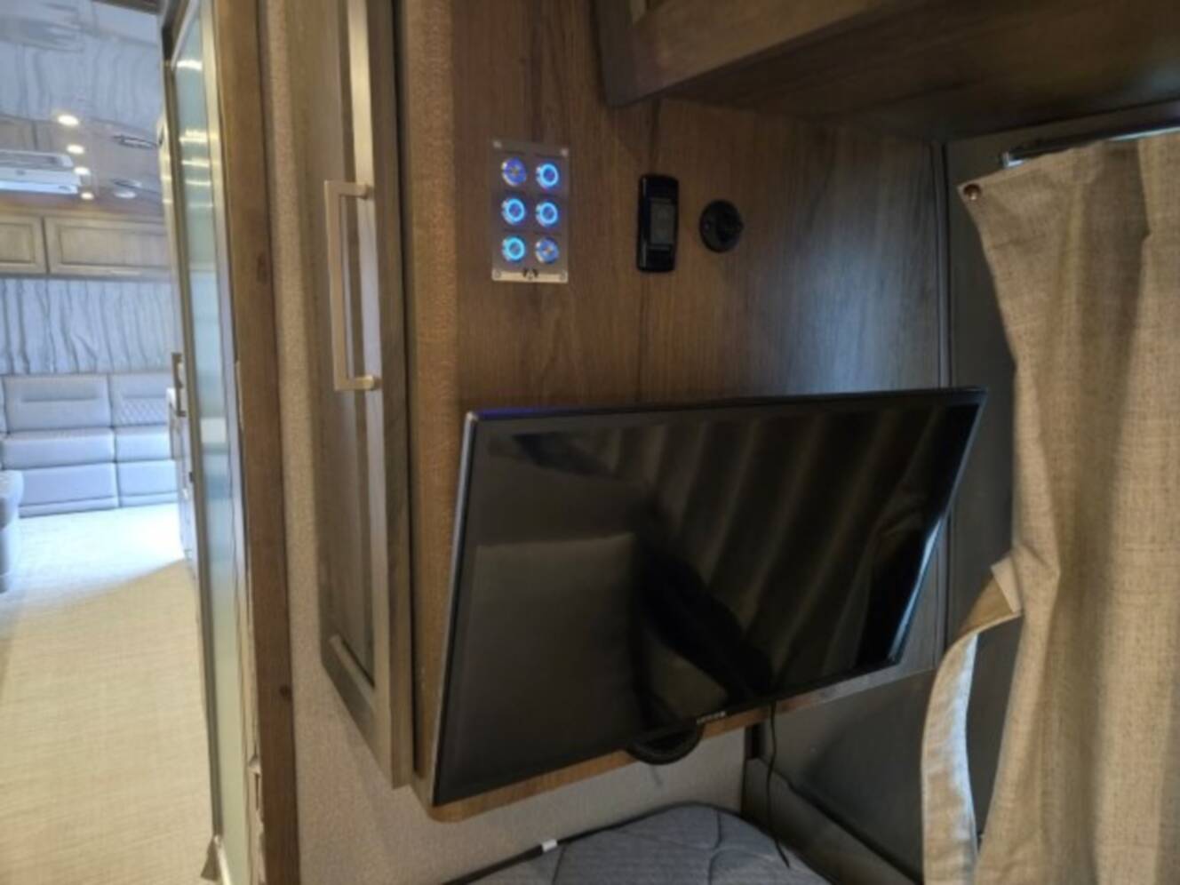 A photo of this 2024 Airstream CLASSIC 30RB TWIN