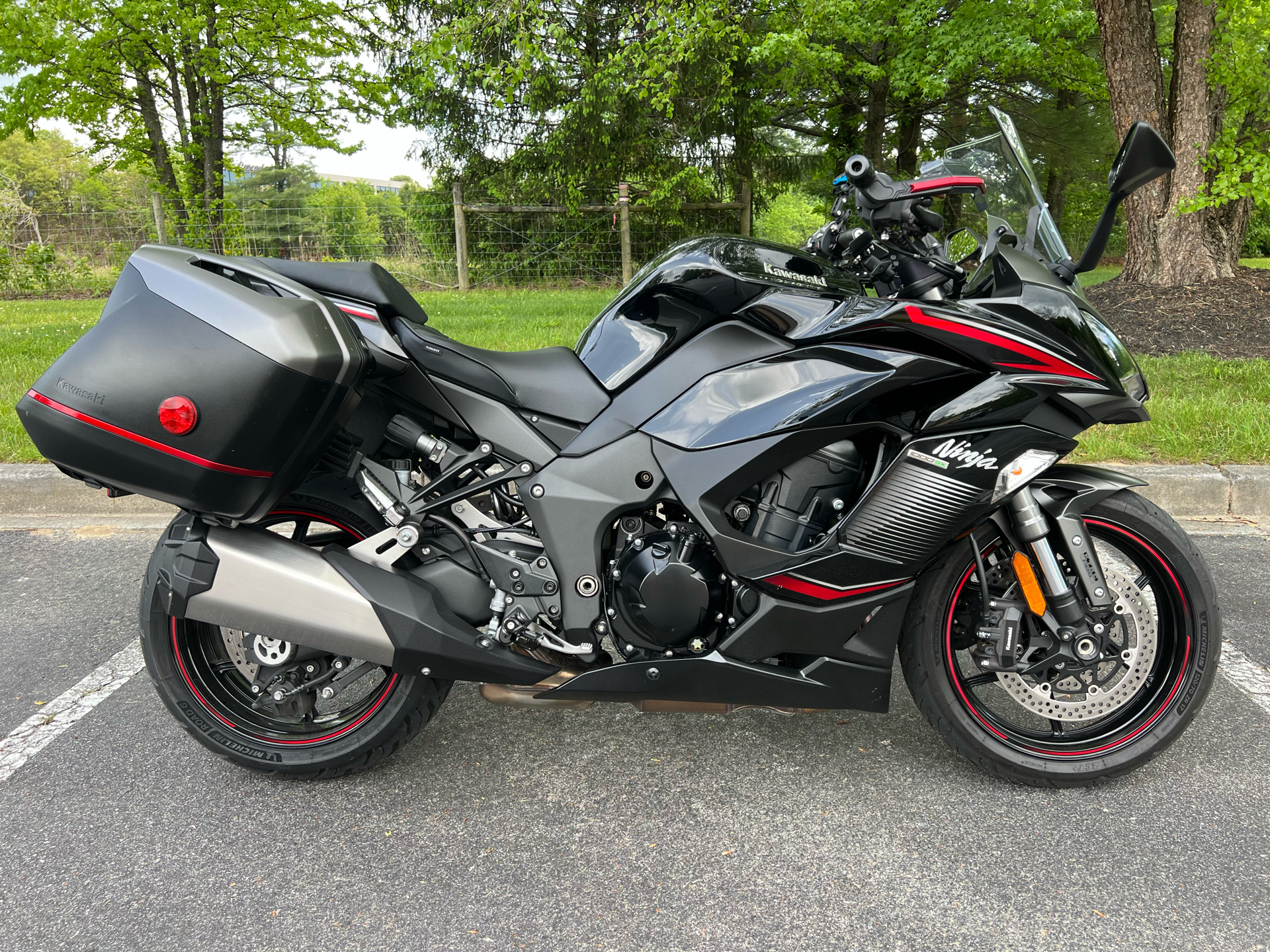 2022 Kawasaki Ninja 1000SX SX in Hendersonville, NC