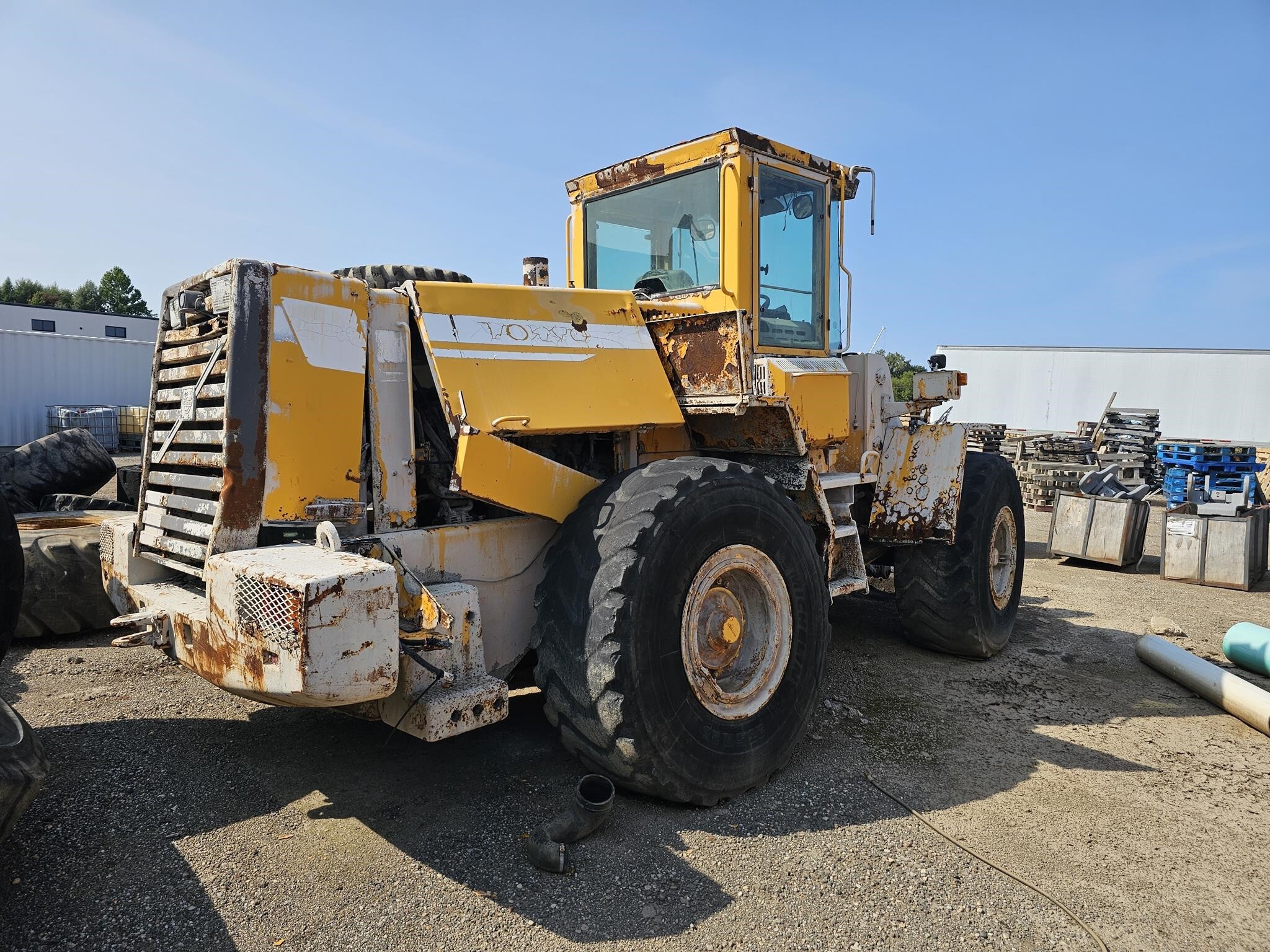 VOLVO L120C in Holland, MI