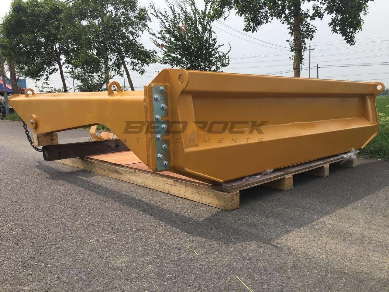 2026 CATERPILLAR TAILGATE FITS CAT 725 ARTICULATED TRUCK in Orange, CA